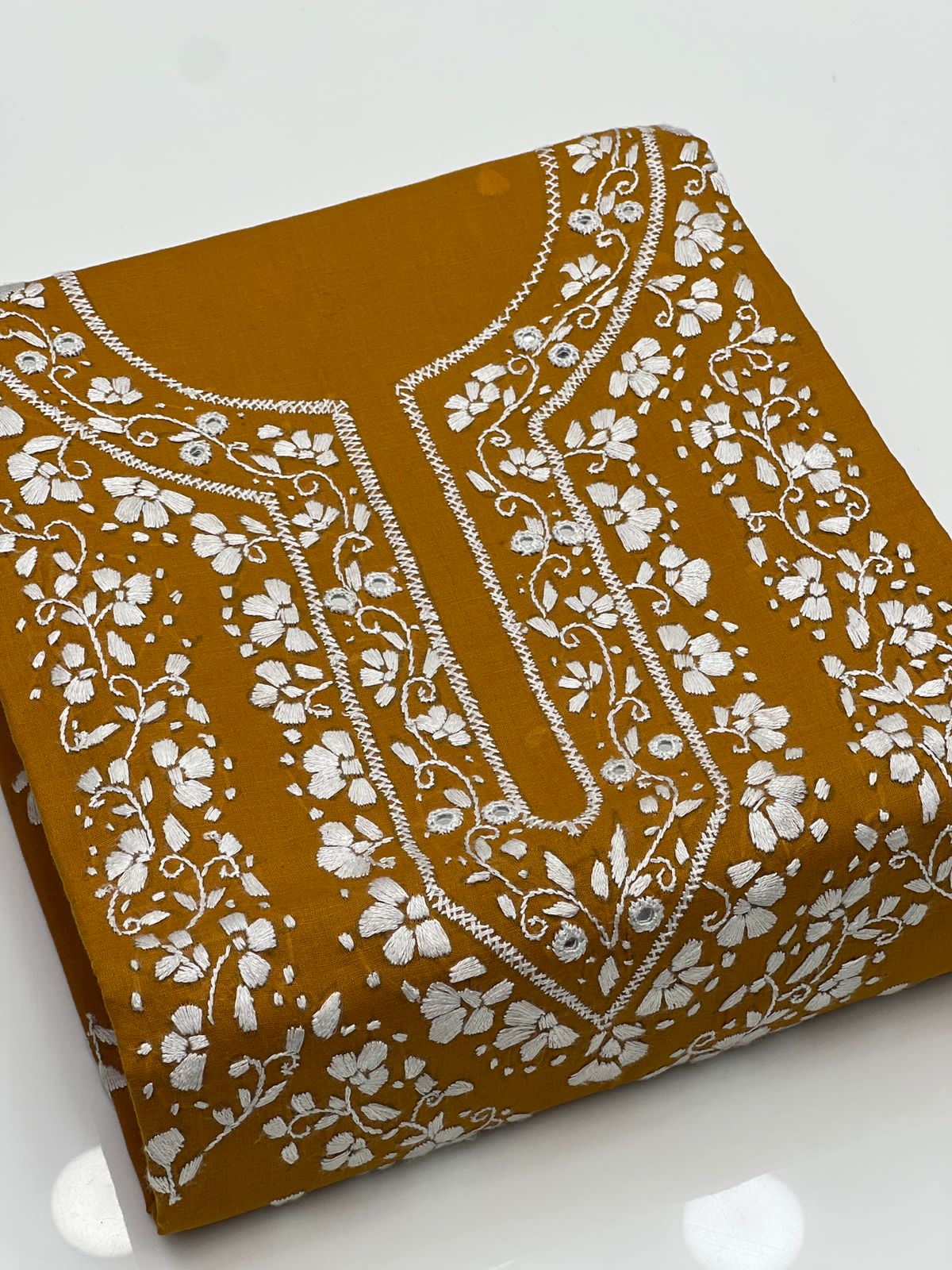 3 Yard Lawn Fabric – Hand Embroidered (Pakka Work)